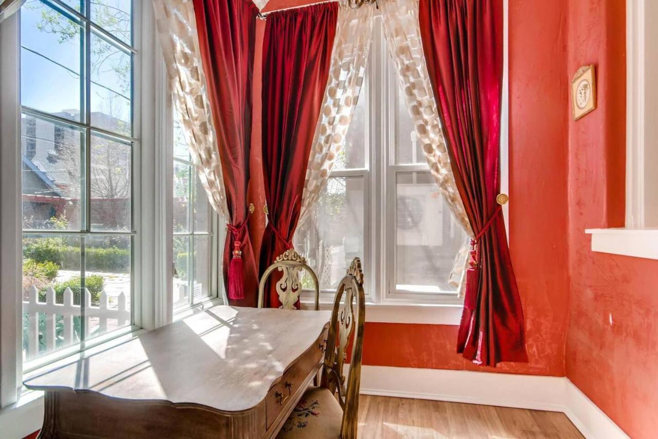 The Holiday Chalet Victorian Denver Dış mekan fotoğraf